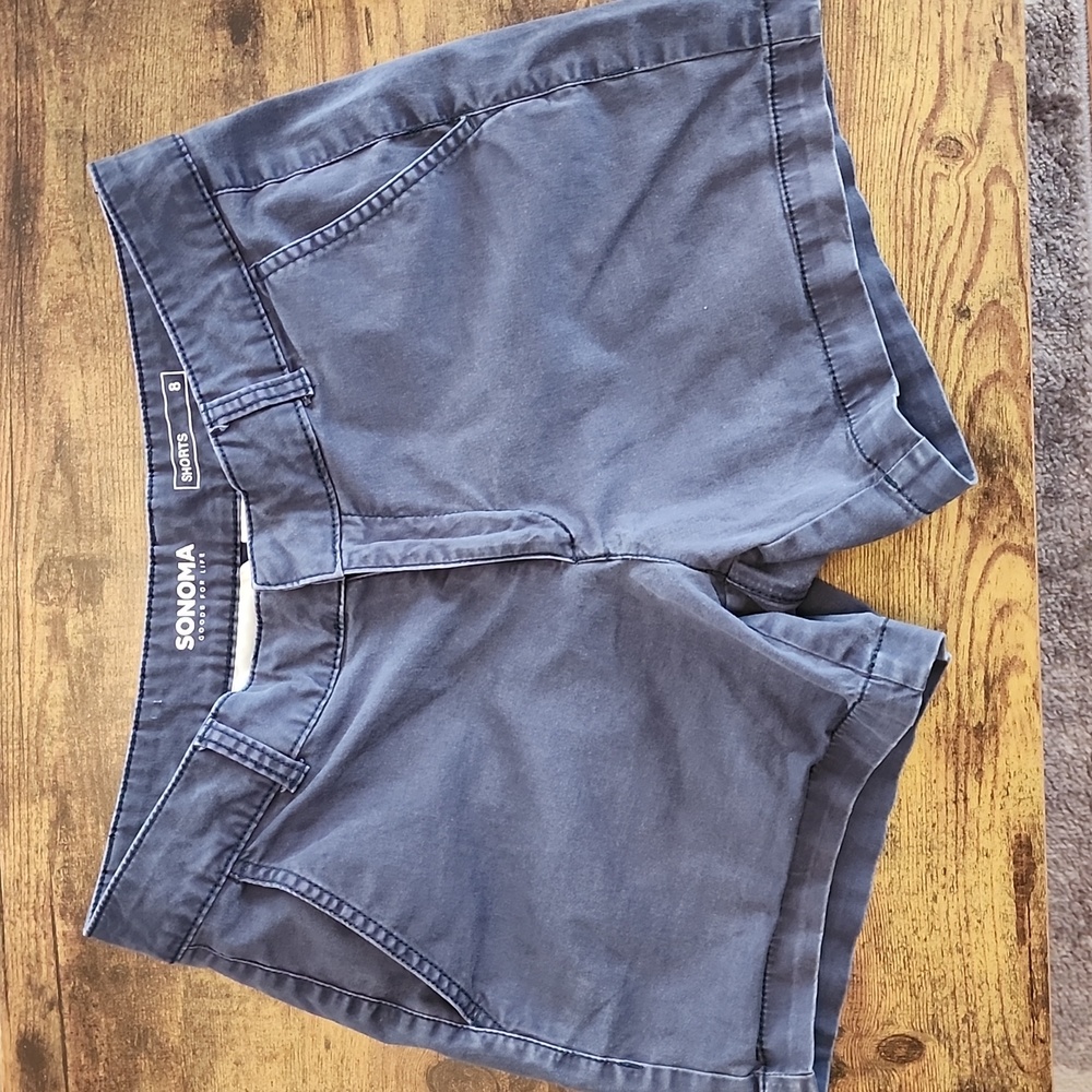 Women's shorts size 8 by Sonoma